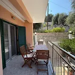 Cornelia Apartment