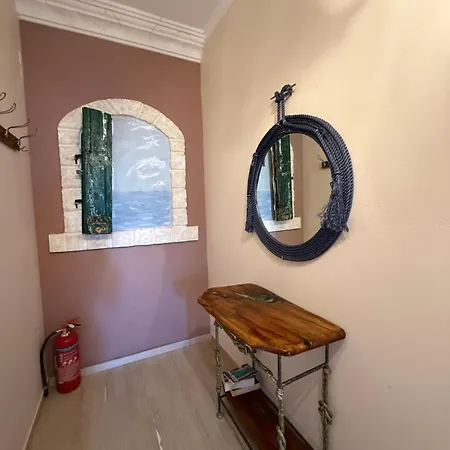 Cornelia * Лакка