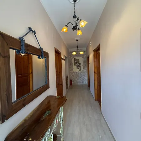 Апартаменты Cornelia Лакка